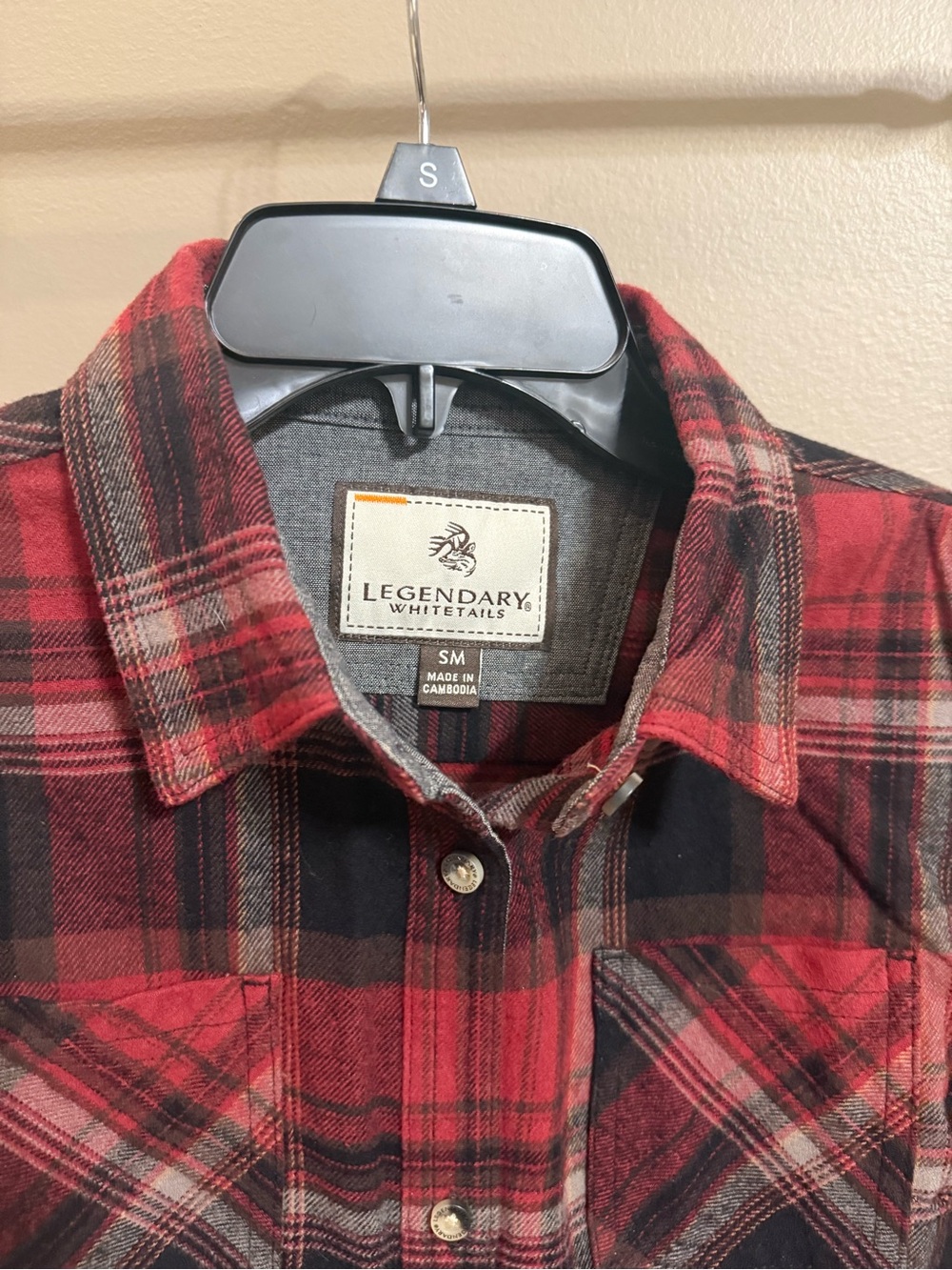 Legendary Whitetails Red and Black Plaid Button-Down Shirt - Picture 2 of 4